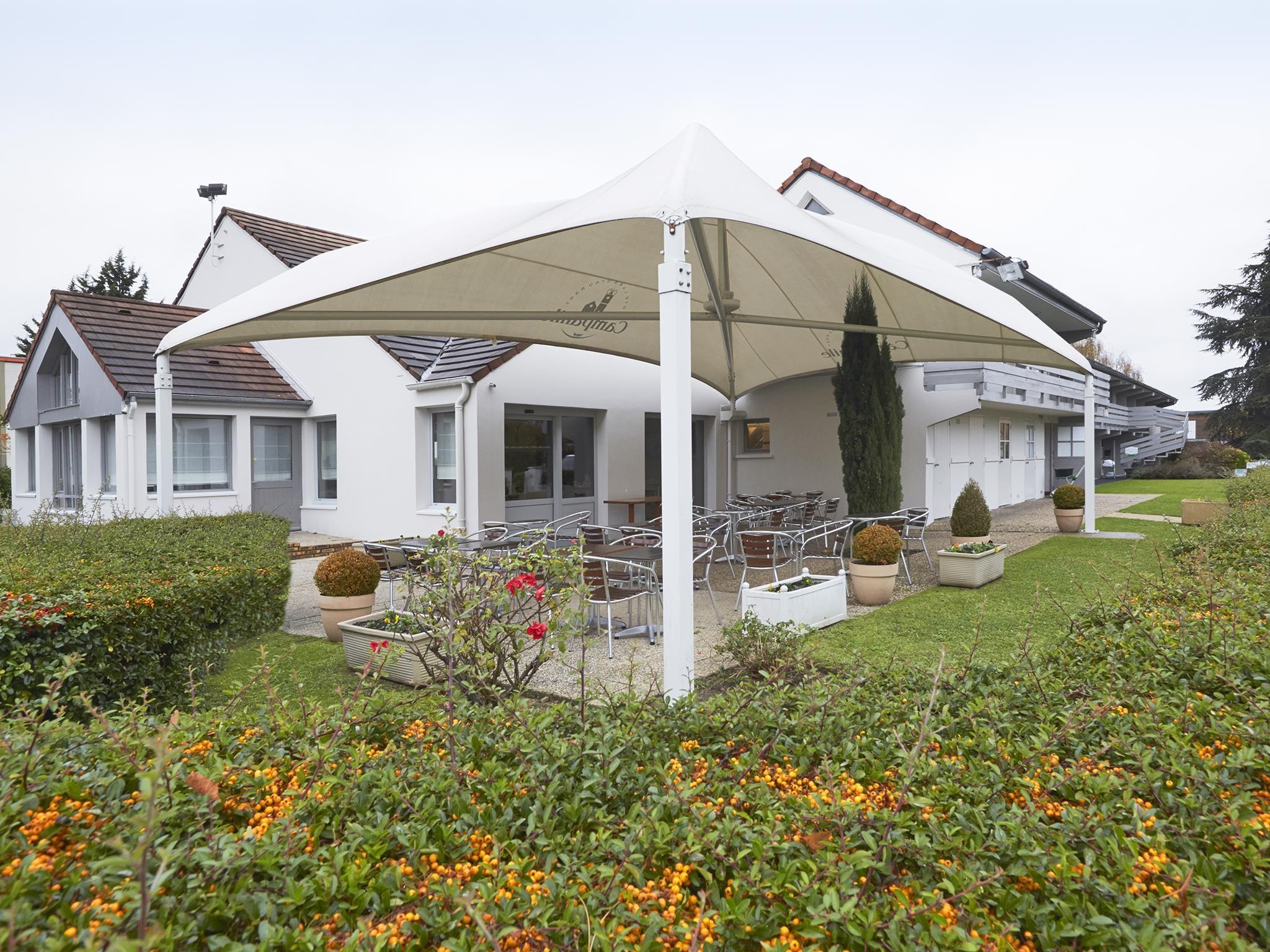 Campanile Montesson - Le Vesinet Hotel Bagian luar foto
