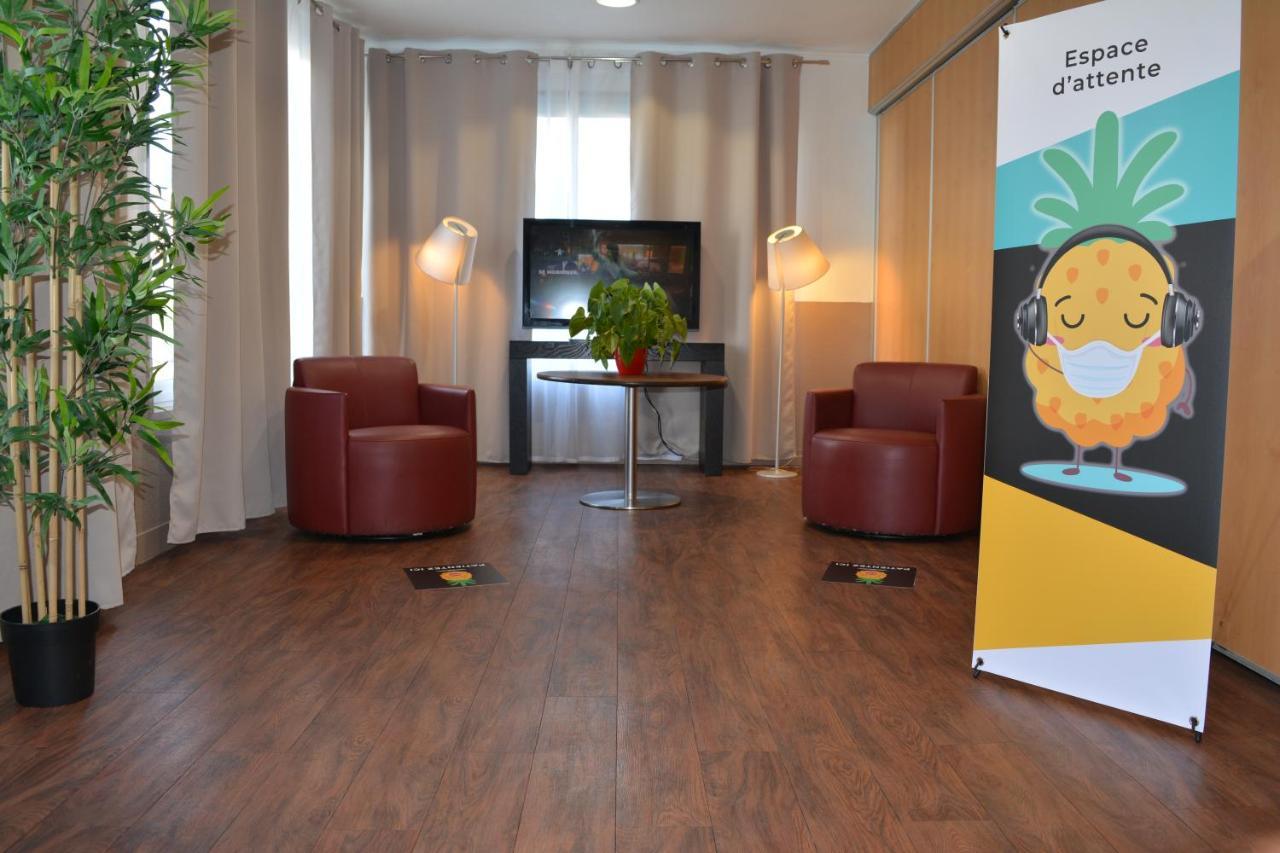 Campanile Montesson - Le Vesinet Hotel Bagian luar foto
